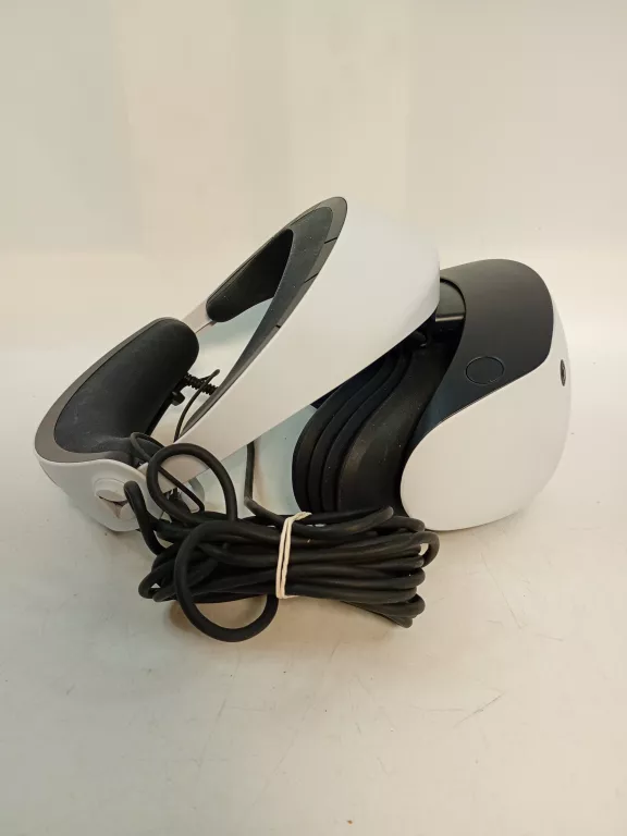 gogle-wirtualnej-rzeczywistosci-playstation-vr2-bialo-czarny-stan-11323-2