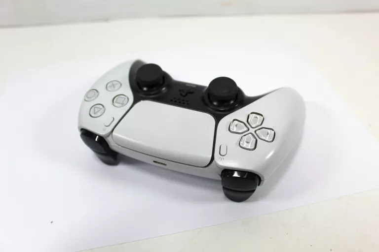 PAD DO PS5 USZKODZONE DWA PRZYCISKI