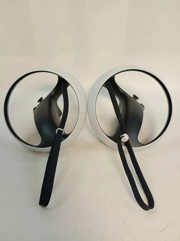 gogle-wirtualnej-rzeczywistosci-playstation-vr2-bialo-czarny-producent-248914-2018954