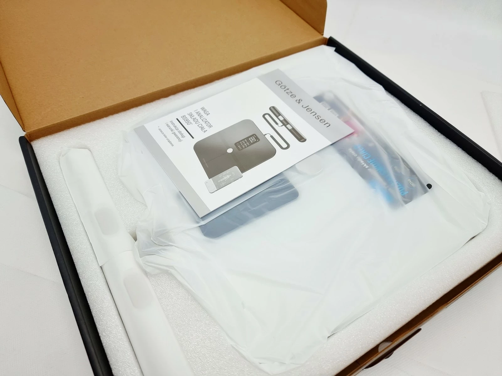 waga-elektroniczna-gotze-jensen-bs950w-szklo-ean-gtin-5904717740561