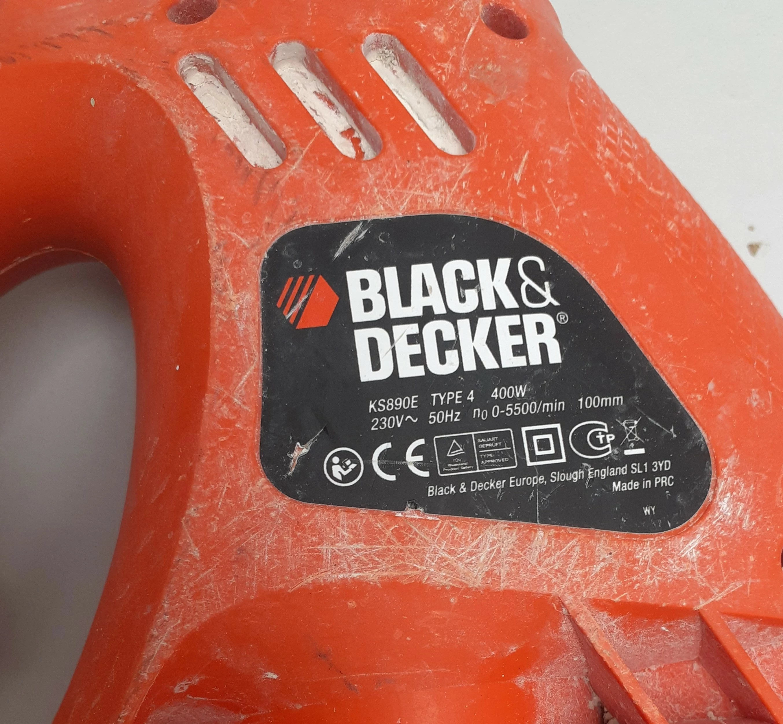 black-decker-scorpion-pila-do-suporexu-stan-11323-2