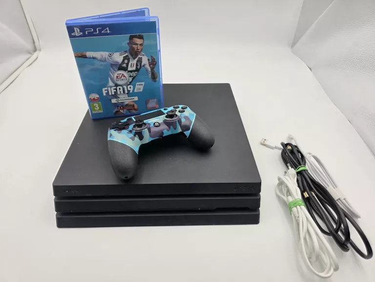 sony-playstation-4-pro-1tb-cuh-7216b-waga-produktu-330