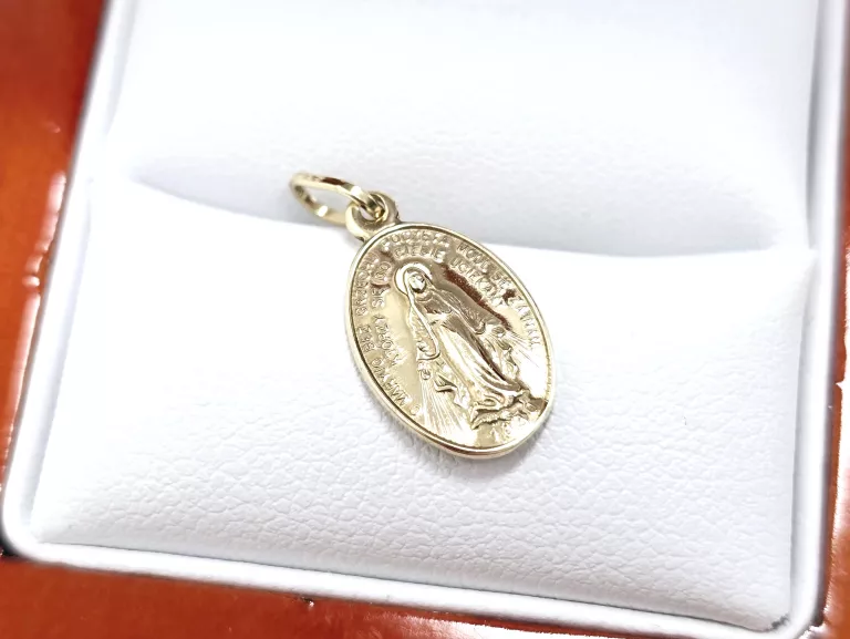 ZŁOTA ZAWIESZKA MATKA BOSKA 333 0,82G