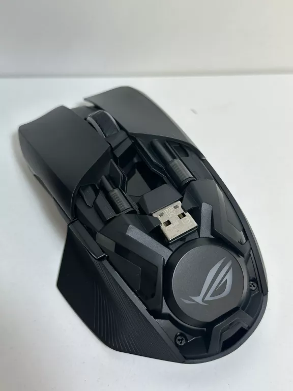 mysz-bezprzewodowa-gamingowa-asus-rog-chakram-16000-dpi-opis-rozdzielczosc-myszy-16000