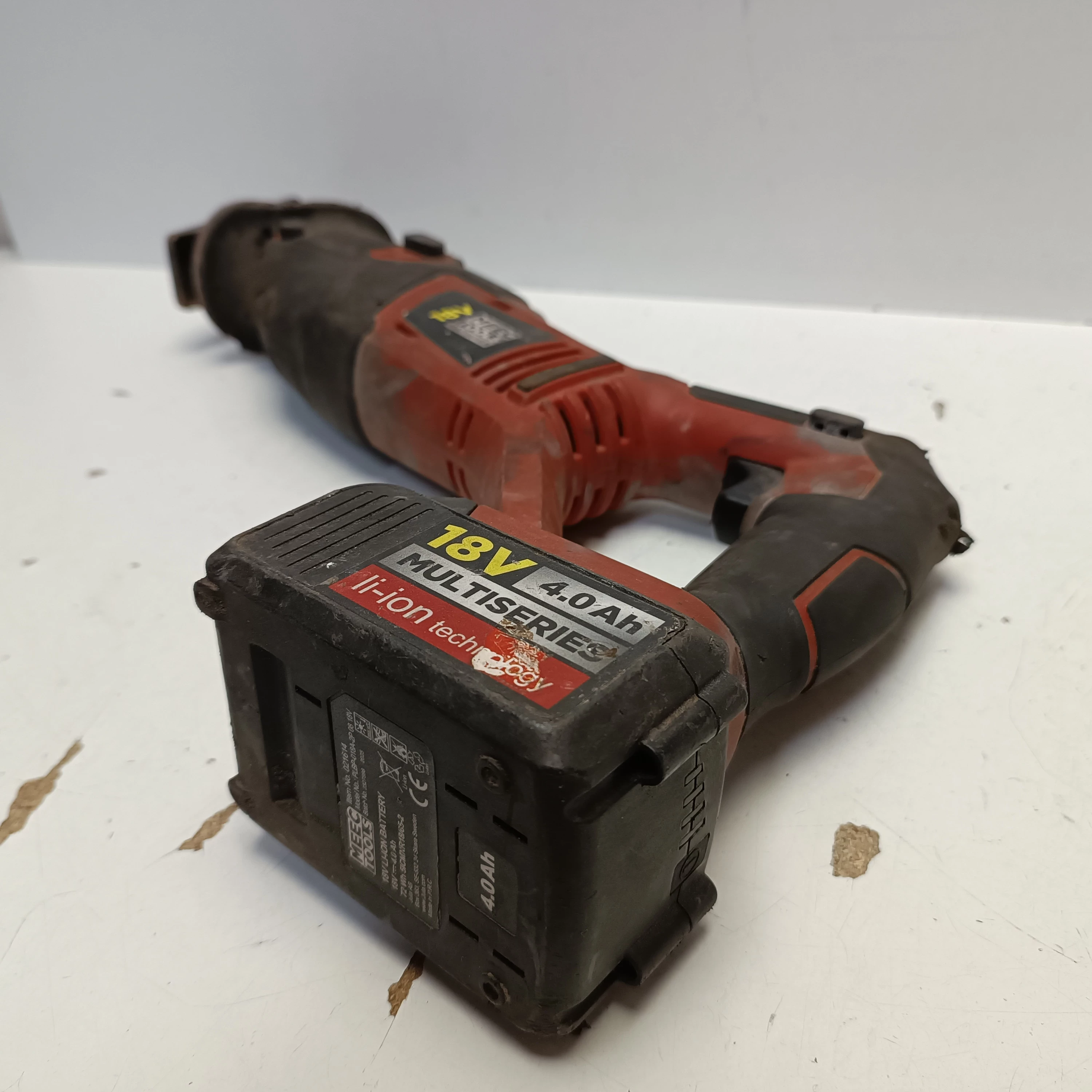 pilarka-szablasta-meectool-plc-183-glebokosc-ciecia-w-drewnie-10000