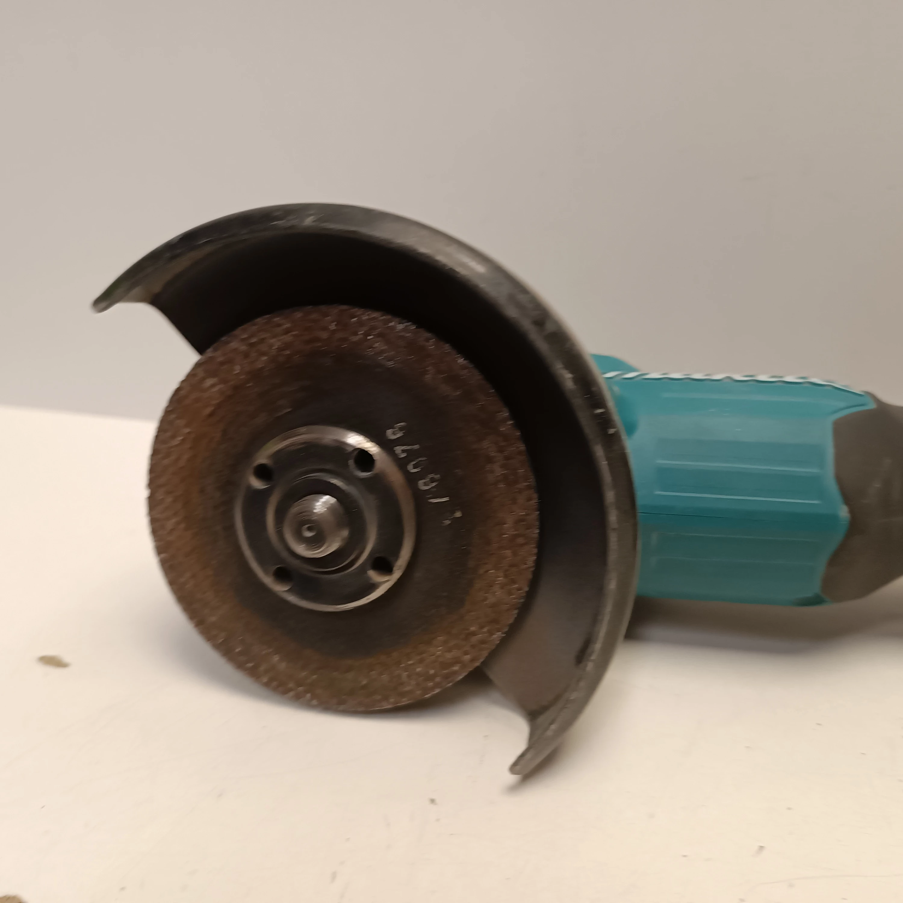 makita-szlifierka-dga511-walizka-marka-248811-950929