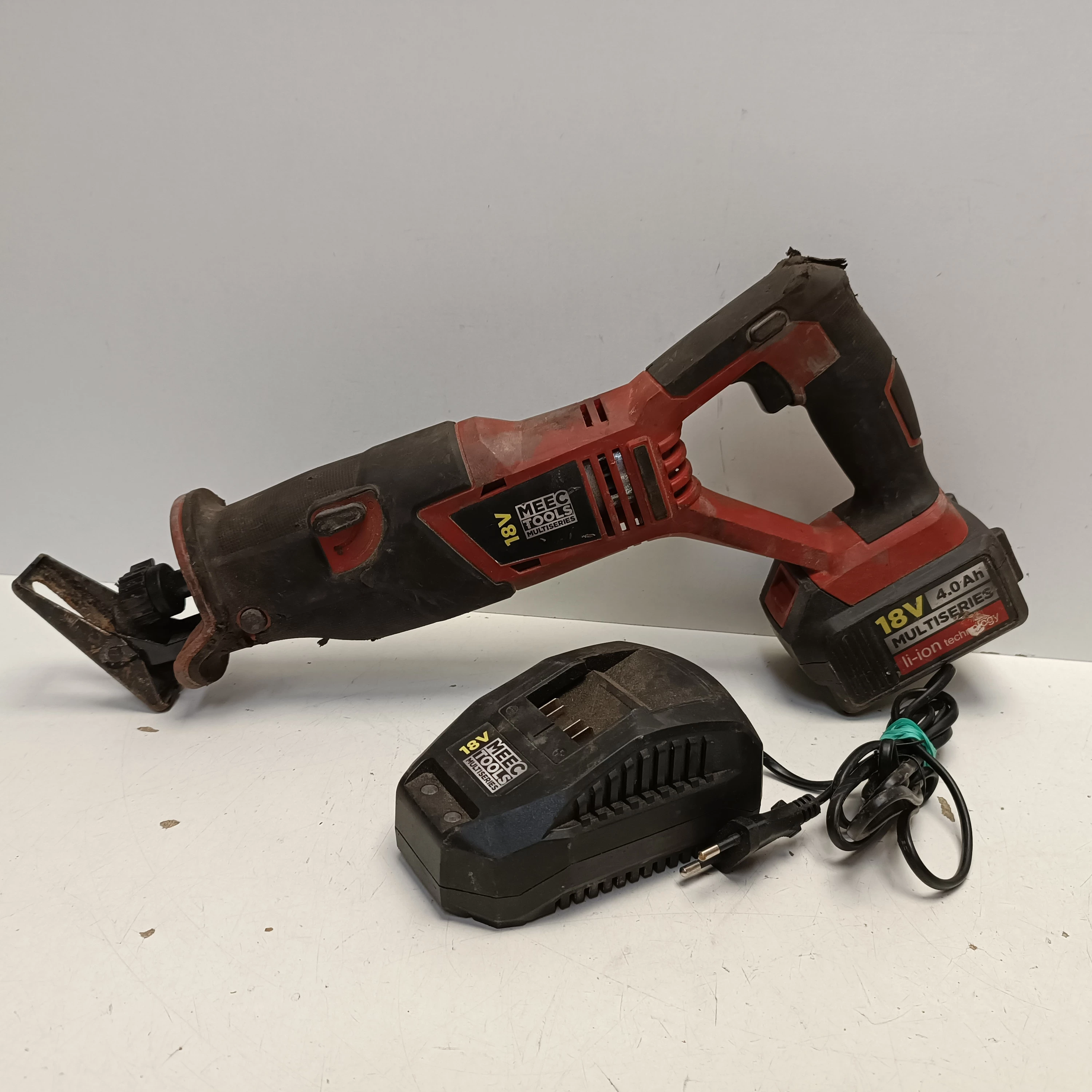 pilarka-szablasta-meectool-plc-183-osiedle-teatralne-3u15-krakow