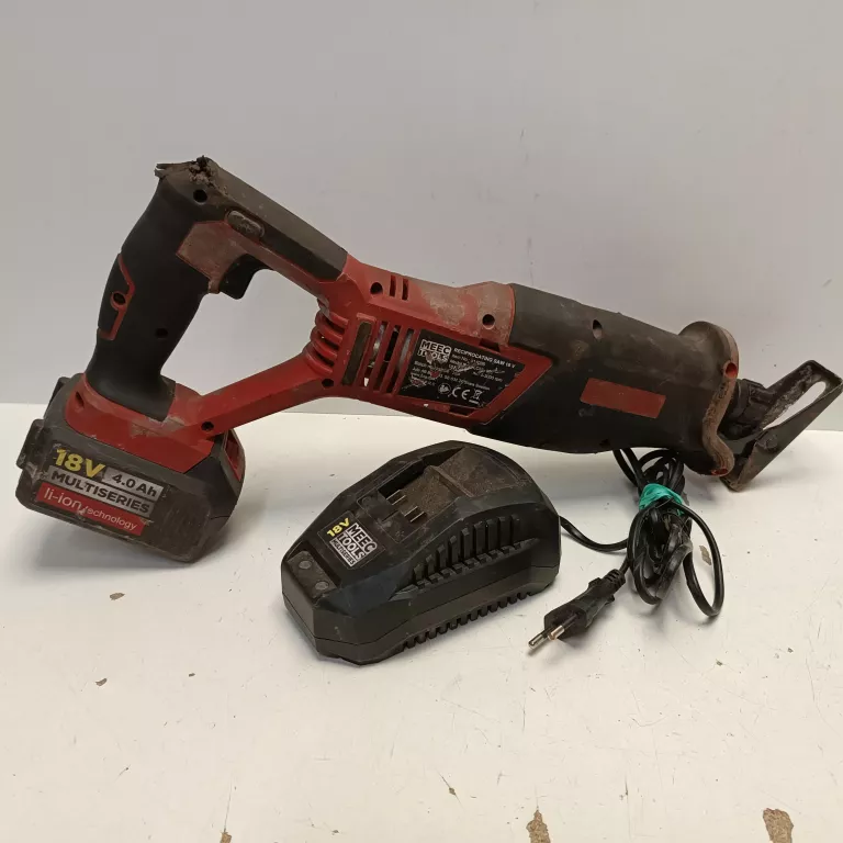 PILARKA SZABLASTA  MEECTOOL PLC-183