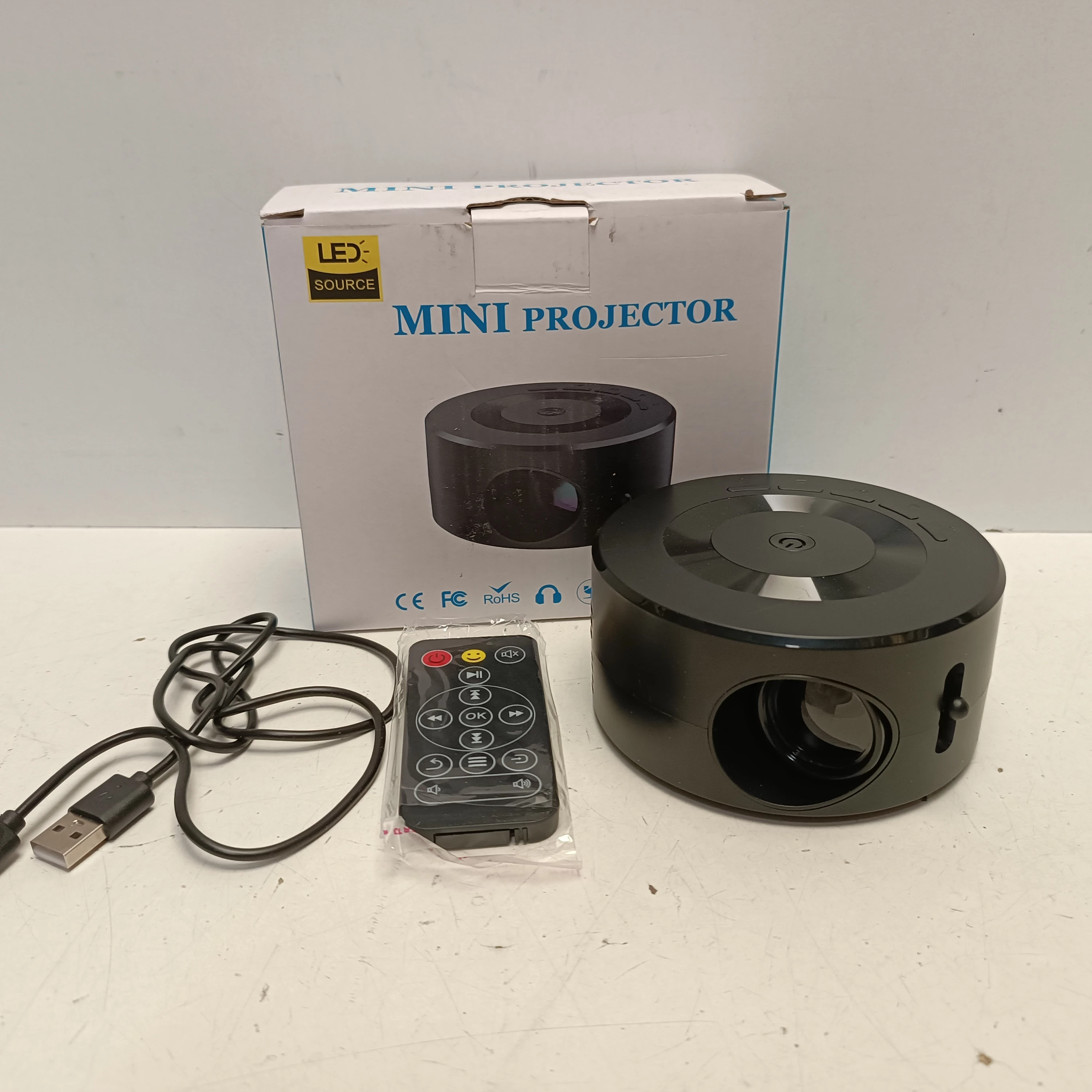 mini-projector-led-source-osiedle-teatralne-3u15-krakow