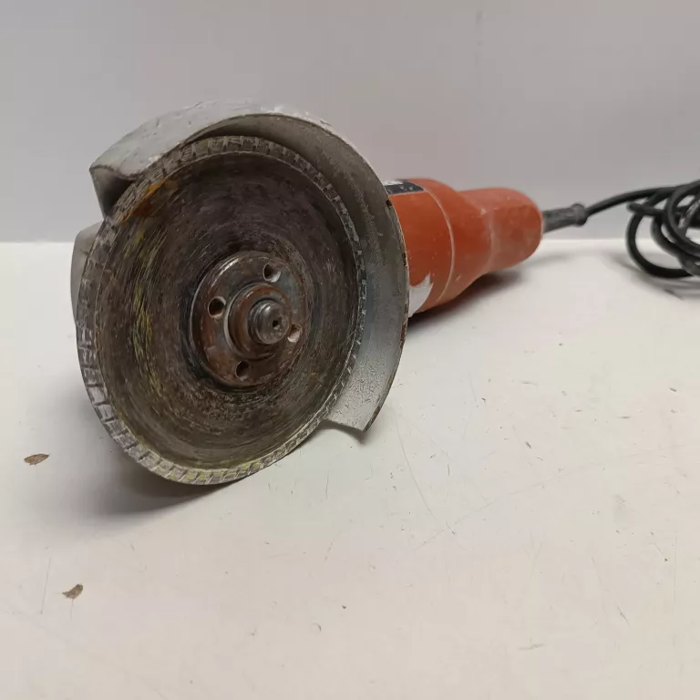 SZLIFIERKA KĄTOWA BLACK&DECKER CD115