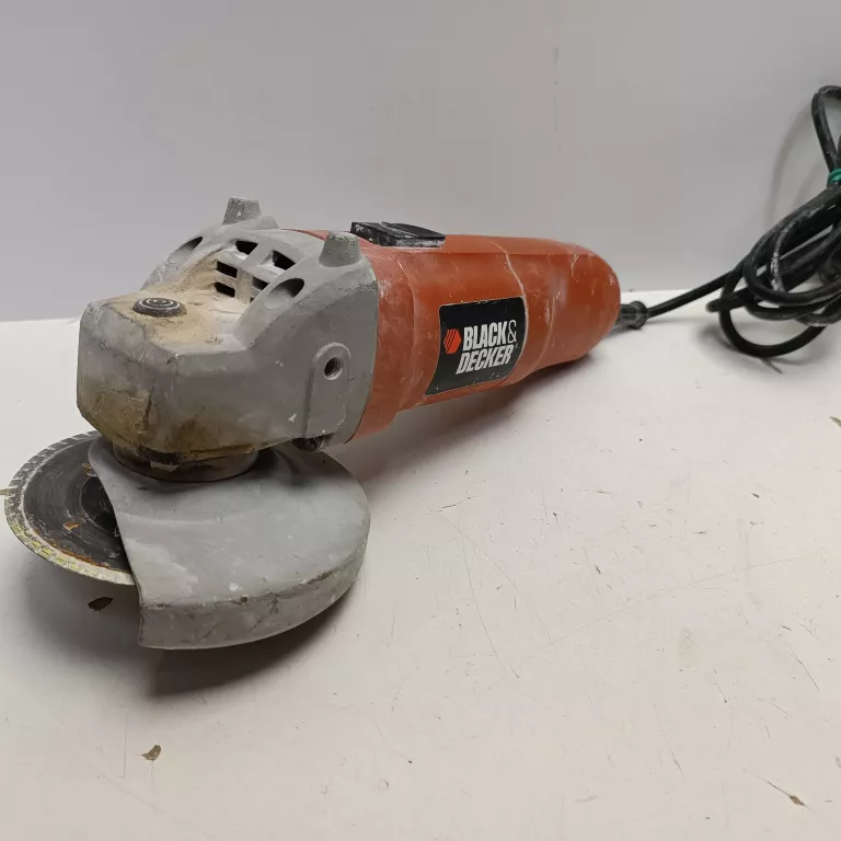 SZLIFIERKA KĄTOWA BLACK&DECKER CD115