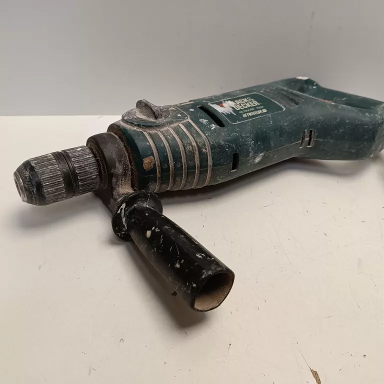 MŁOTOWIERTARKA BLACK DECKER KD795RE 750W