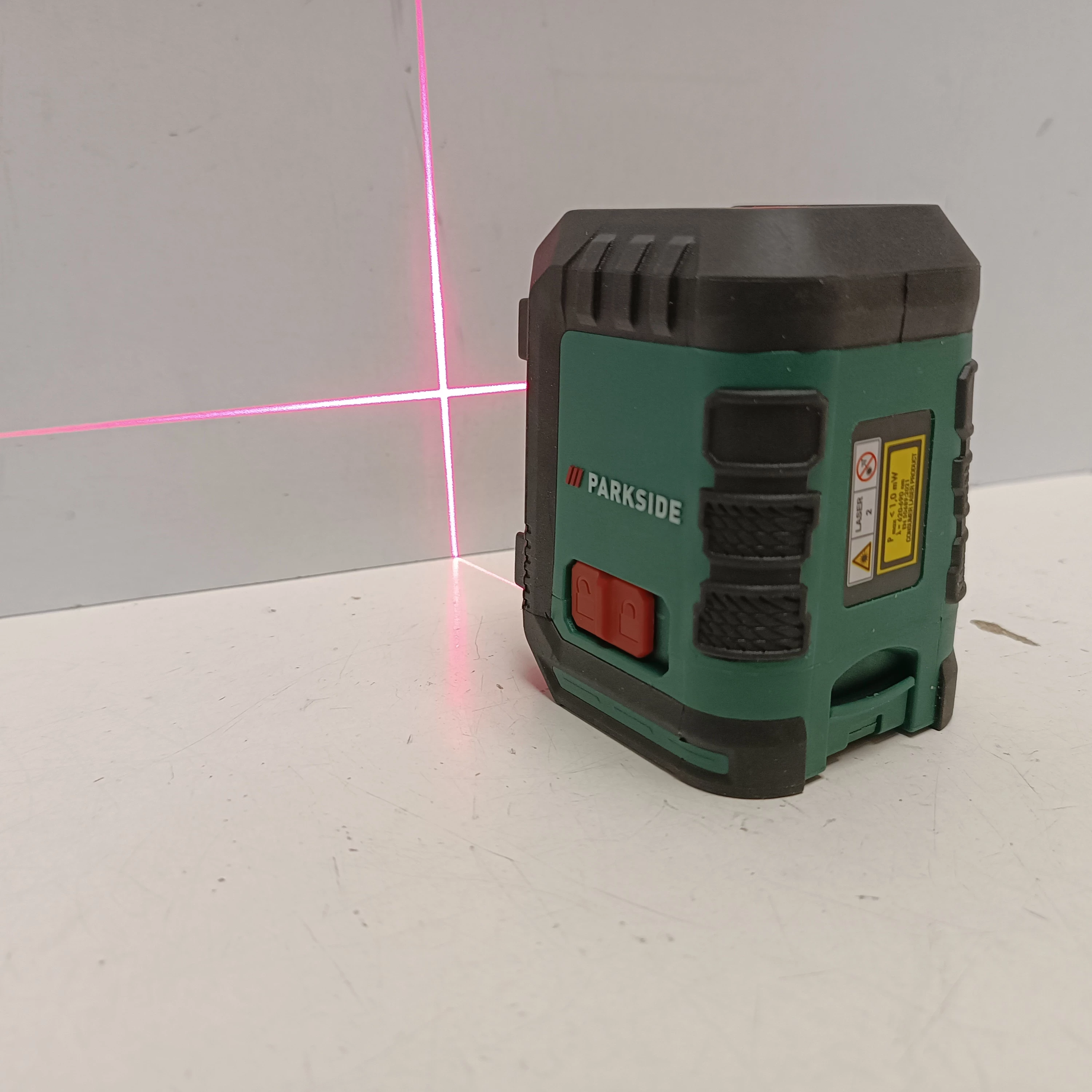 laser-parkside-pkll-10-b4-kod-producenta-pkll-10-b3-poziomnica-precyzyjny-dobry