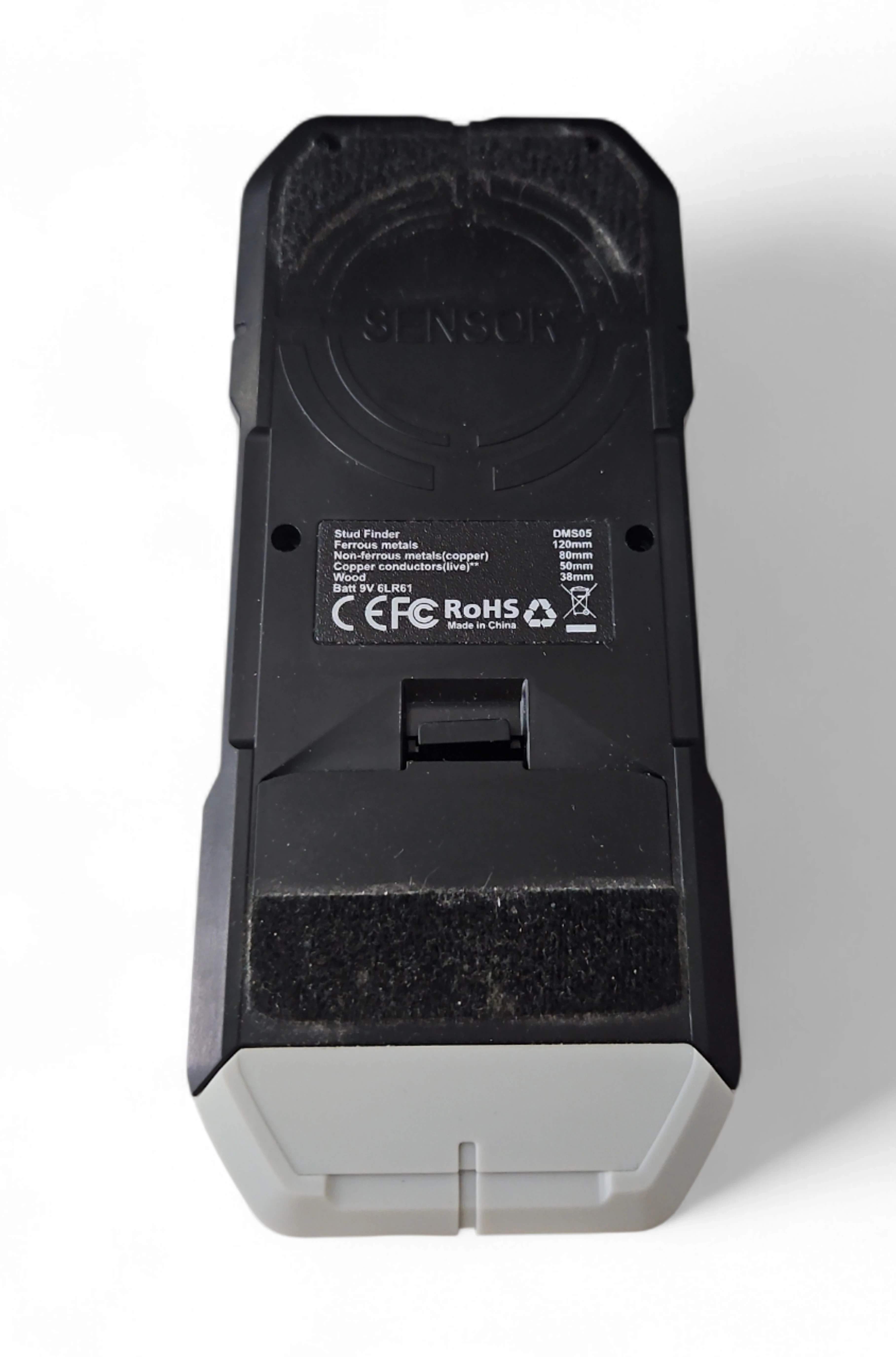 tacklife-dms03-wykrywacz-przewodow-kabli-detektor-metal-drewno-stan-11323-2