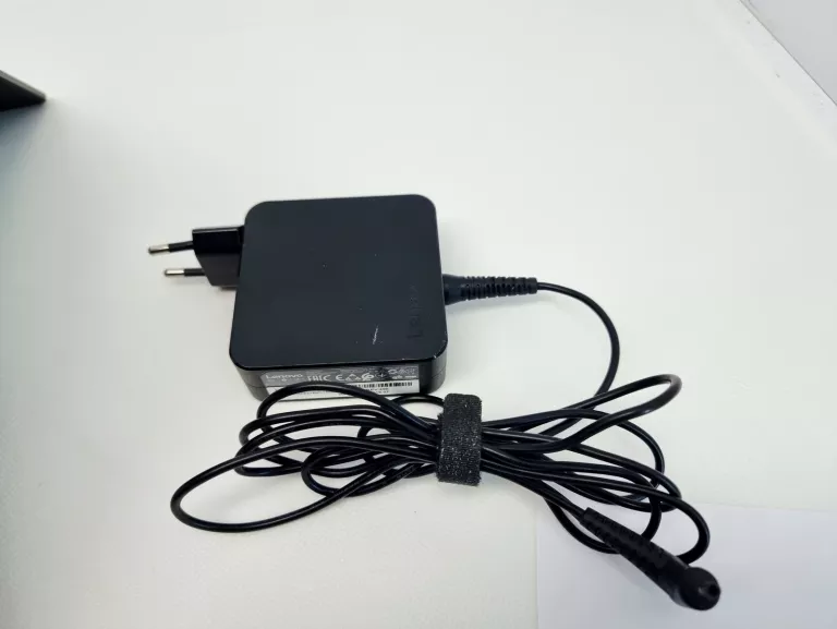 laptop-lenovo-ideapad-330-15-i5-8250u-marka-248811-1136339