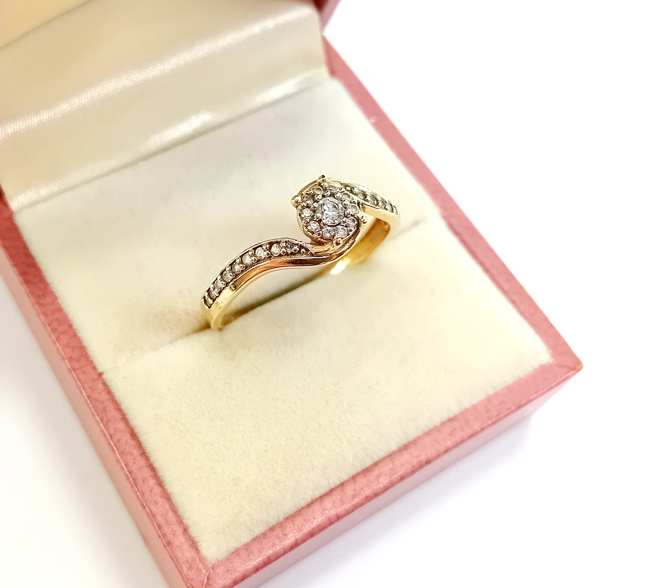 blyskotliwy-zloty-pierscionek-pr585-r21-tysiaclecia-2a-nowe-miasto-lubawskie