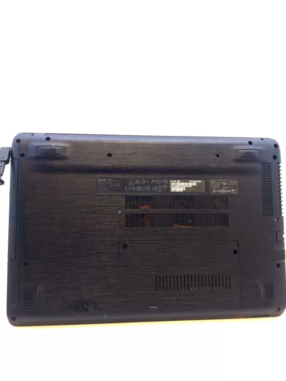 laptop-acer-aspire-f5-573-series-n16q2-4512gb-win-10-pro-ladowarka-wielkosc-pamieci-ram-200941-2177