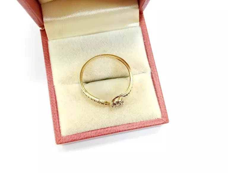 BŁYSKOTLIWY ZŁOTY PIERSCIONEK PR.585 R.21