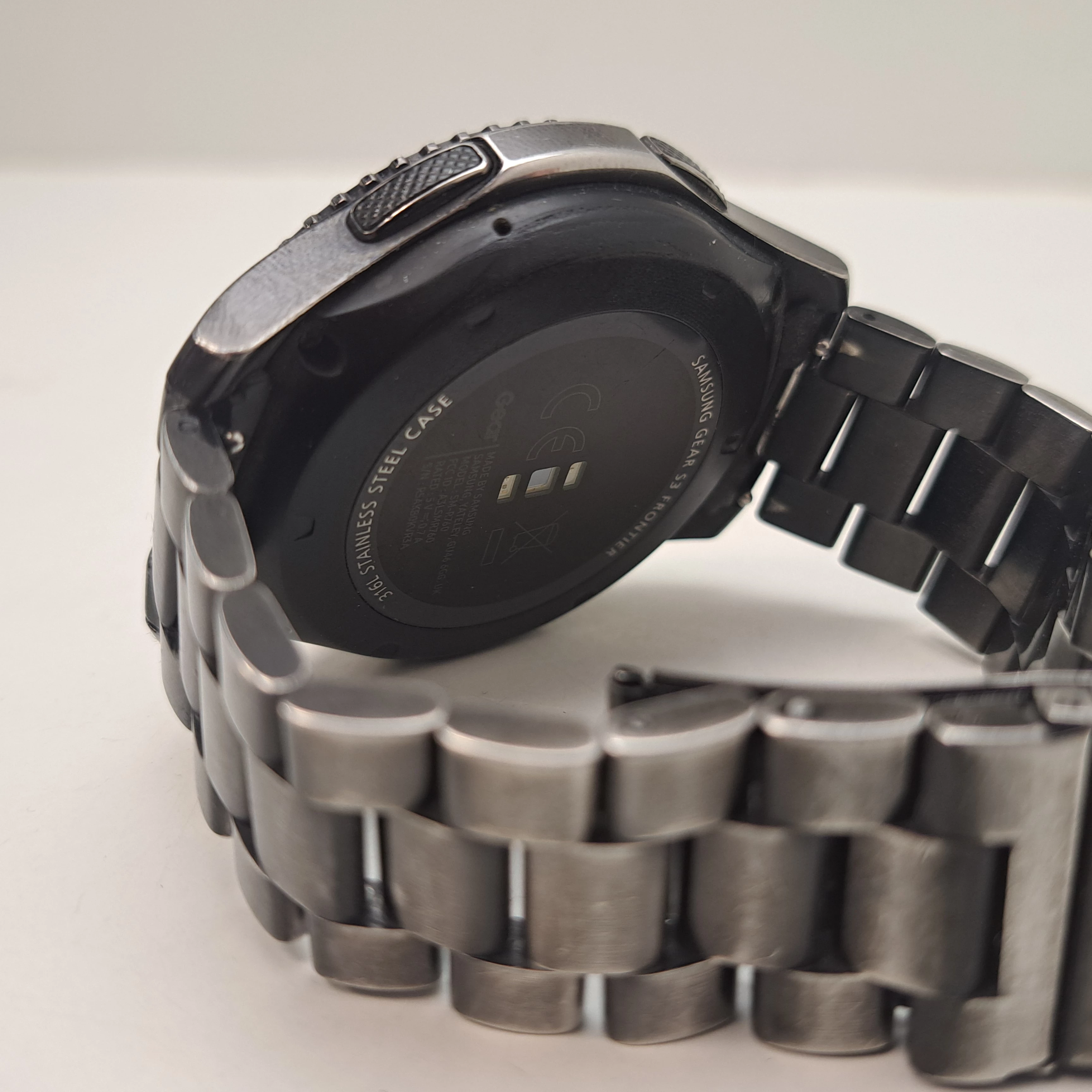 smartwatch-samsung-gear-3-frontier-stan-11323-2