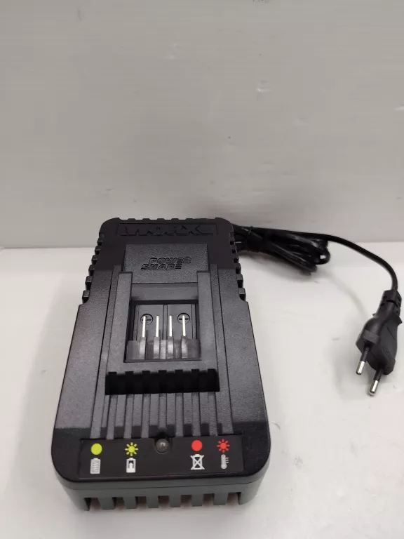 ŁADOWARKA DO AKUMULATORA