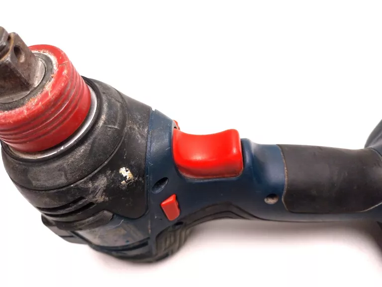 ZAKRĘTARKA UDAROWA BOSCH GDX 18V-200 + AKUMULATOR