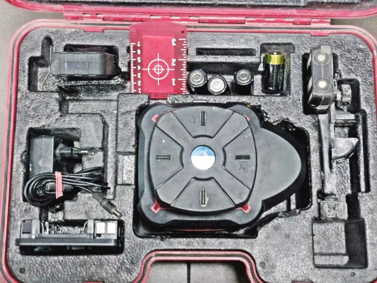 LASER ROTACYJNY Z CZERWONĄ WIĄZKĄ LR-500XY PRO