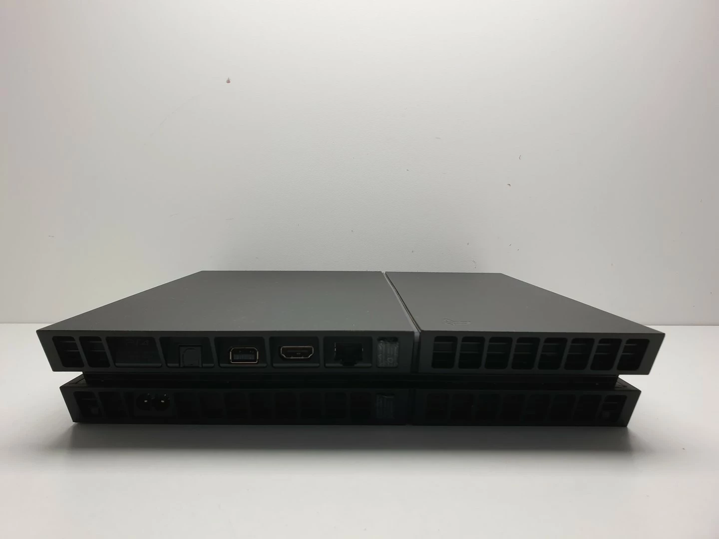 konsola-sony-playstation-ps4-cuh-1216b-pad-liczba-kontrolerow-w-zestawie-205994-225550