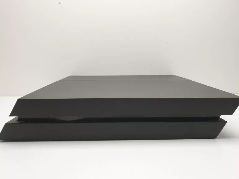 KONSOLA SONY PLAYSTATION PS4 CUH-1216B + PAD