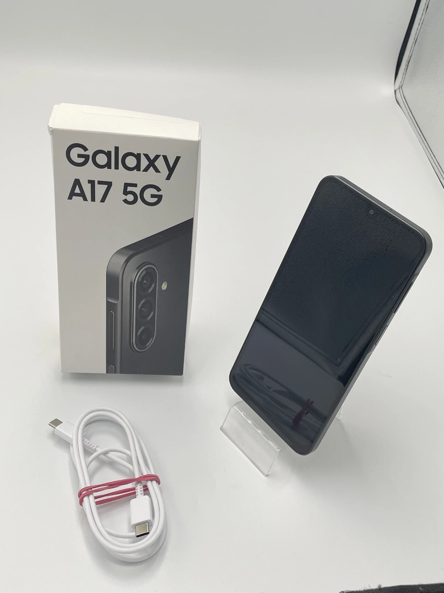 telefon-samsung-galaxy-a17-5g-4128gb-paderewskiego-47-kielce