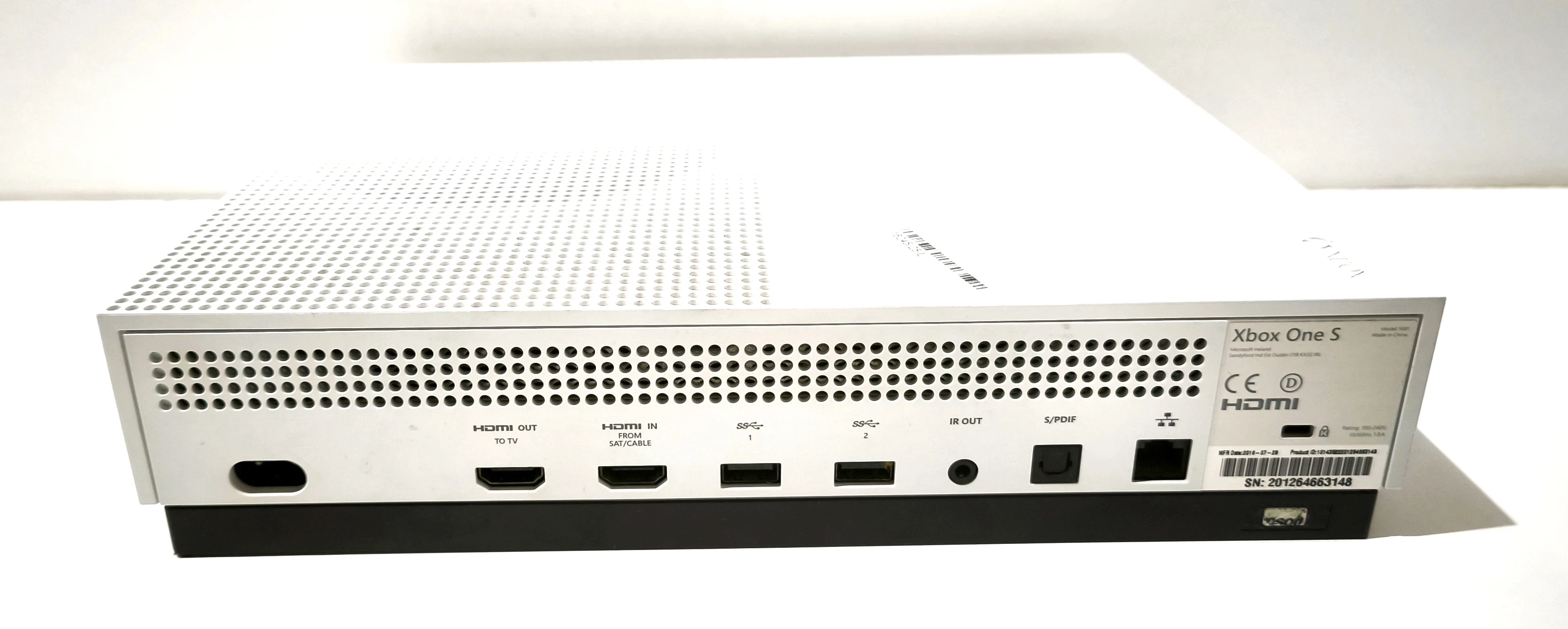 konsola-xbox-one-s-super-zestaw-dysk-wbudowana-pamiec-5179-352249