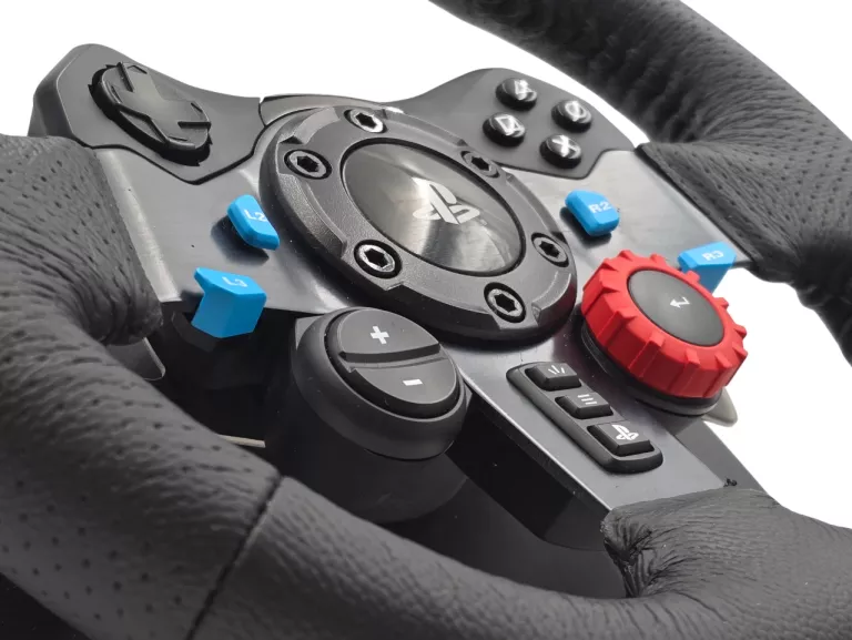 kierownica-logitech-g29-ps3-ps4-ps5-pc-900-stopni-force-feedback-model-g29-driving-force