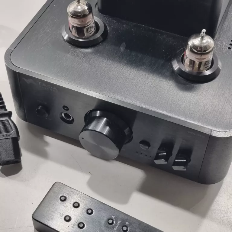 taga-hta-700b-v3-2022-black-wzmacniacz-audio-bluetooth-lampy-5bk7-kod-producenta-hta-700b-v3