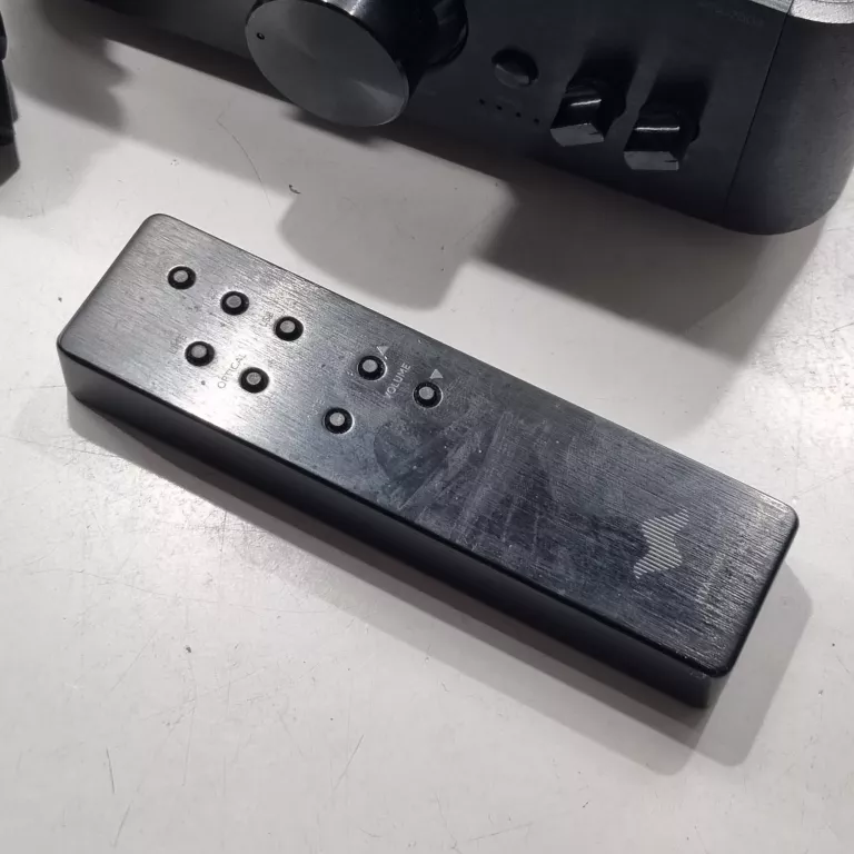 taga-hta-700b-v3-2022-black-wzmacniacz-audio-bluetooth-lampy-5bk7-model-hta-700b-v3