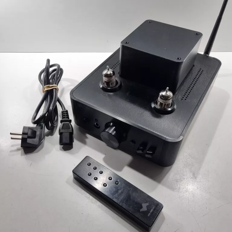taga-hta-700b-v3-2022-black-wzmacniacz-audio-bluetooth-lampy-5bk7-ostrowskiego-1-wroclaw