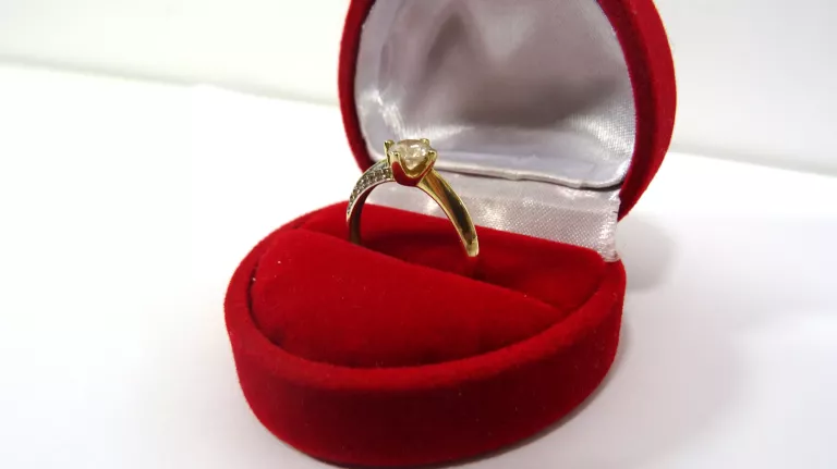 urzekajacy-zloty-pierscionek-pr585-14k-r13-stan-11323-253806