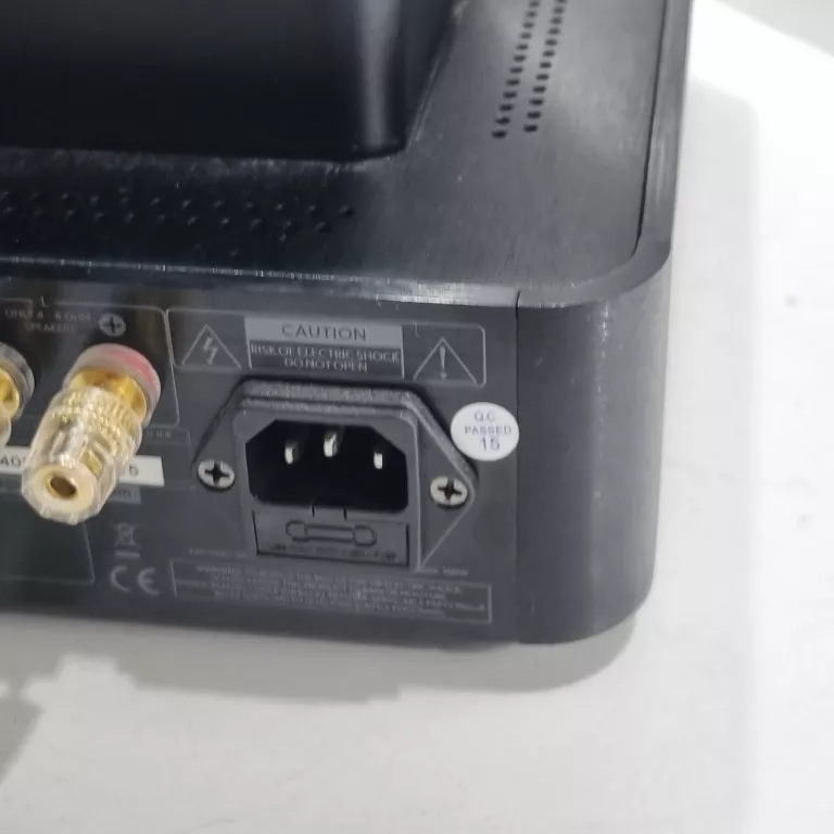 taga-hta-700b-v3-2022-black-wzmacniacz-audio-bluetooth-lampy-5bk7-stan-11323-2