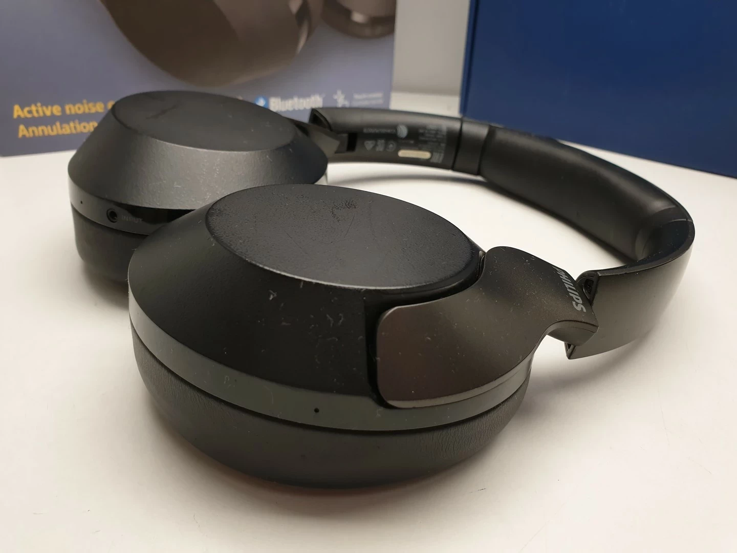 sluchawki-bt-philips-8000-series-taph805-kpl-kolor-dominujacy-129357-3