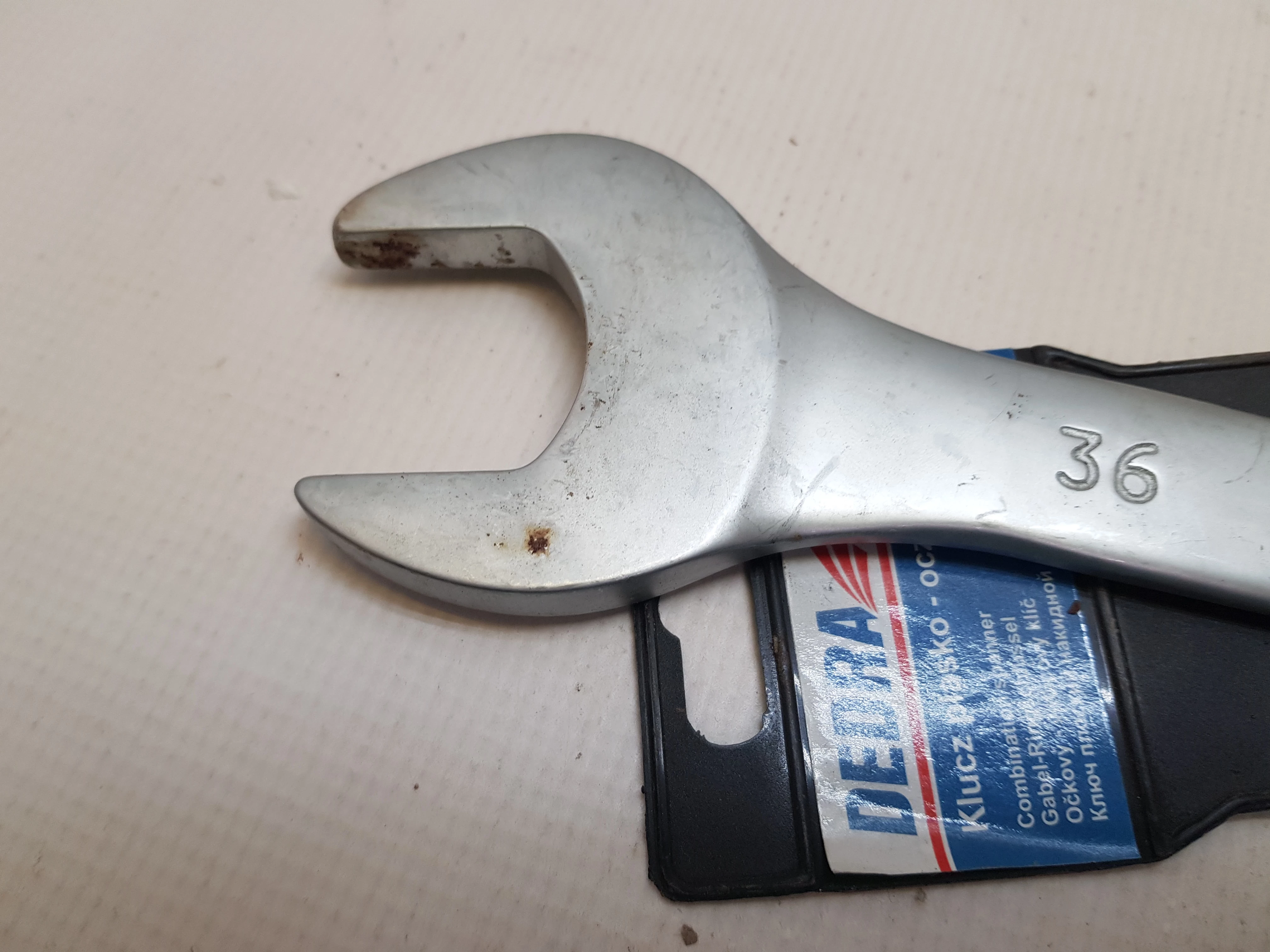 klucz-plasko-oczkowy-dedra-1465p-36mm-stan-11323-2