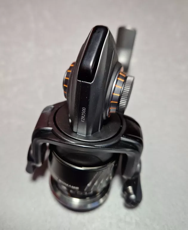 KOŁOWROTEK SAVAGE GEAR FAZOR 2500