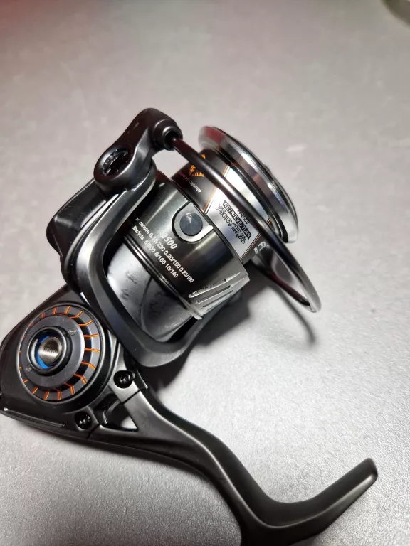 KOŁOWROTEK SAVAGE GEAR FAZOR 2500