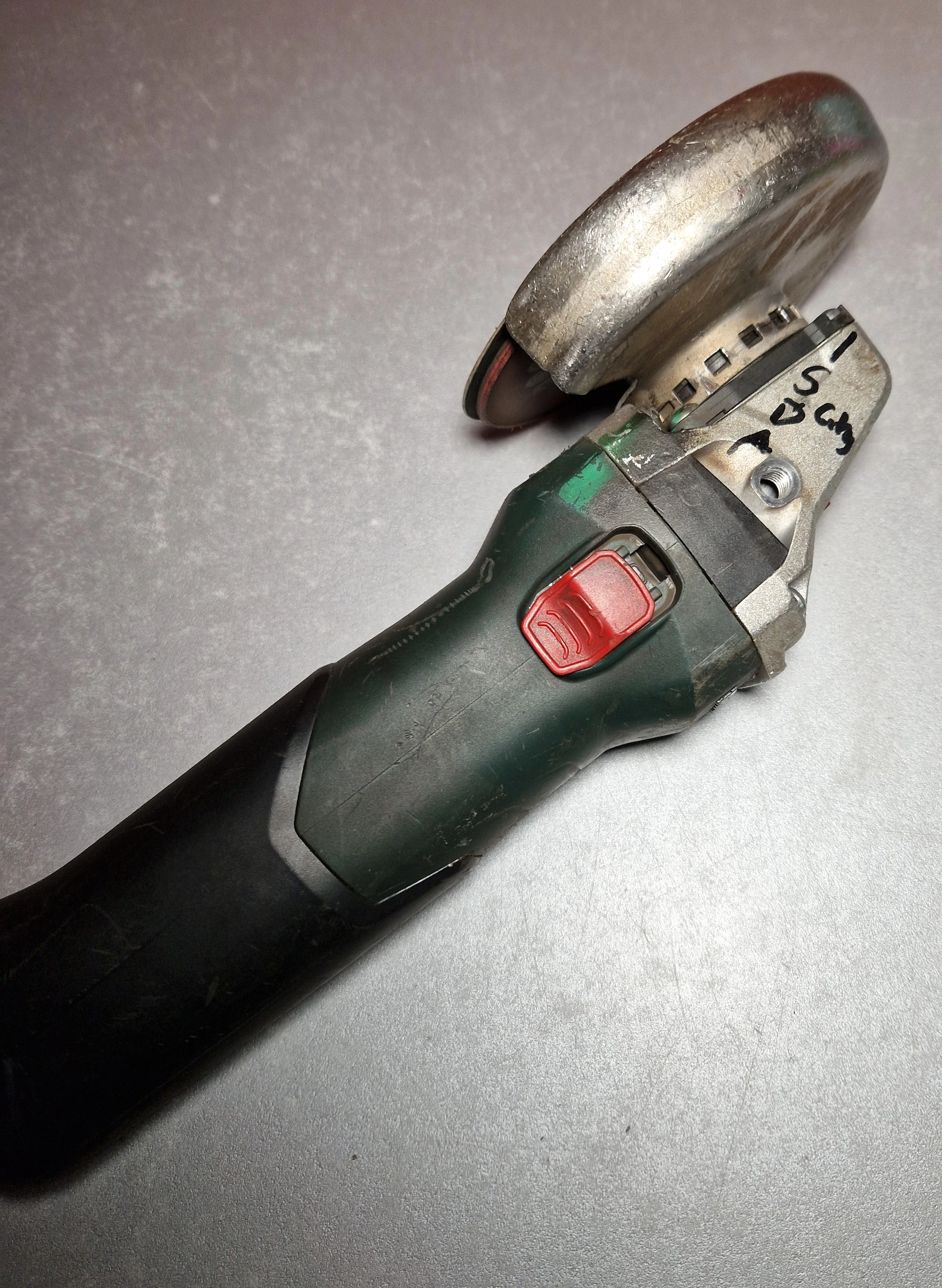 szlifierka-katowa-metabo-d-72622-z-regulacja-obrotow-stan-11323-2