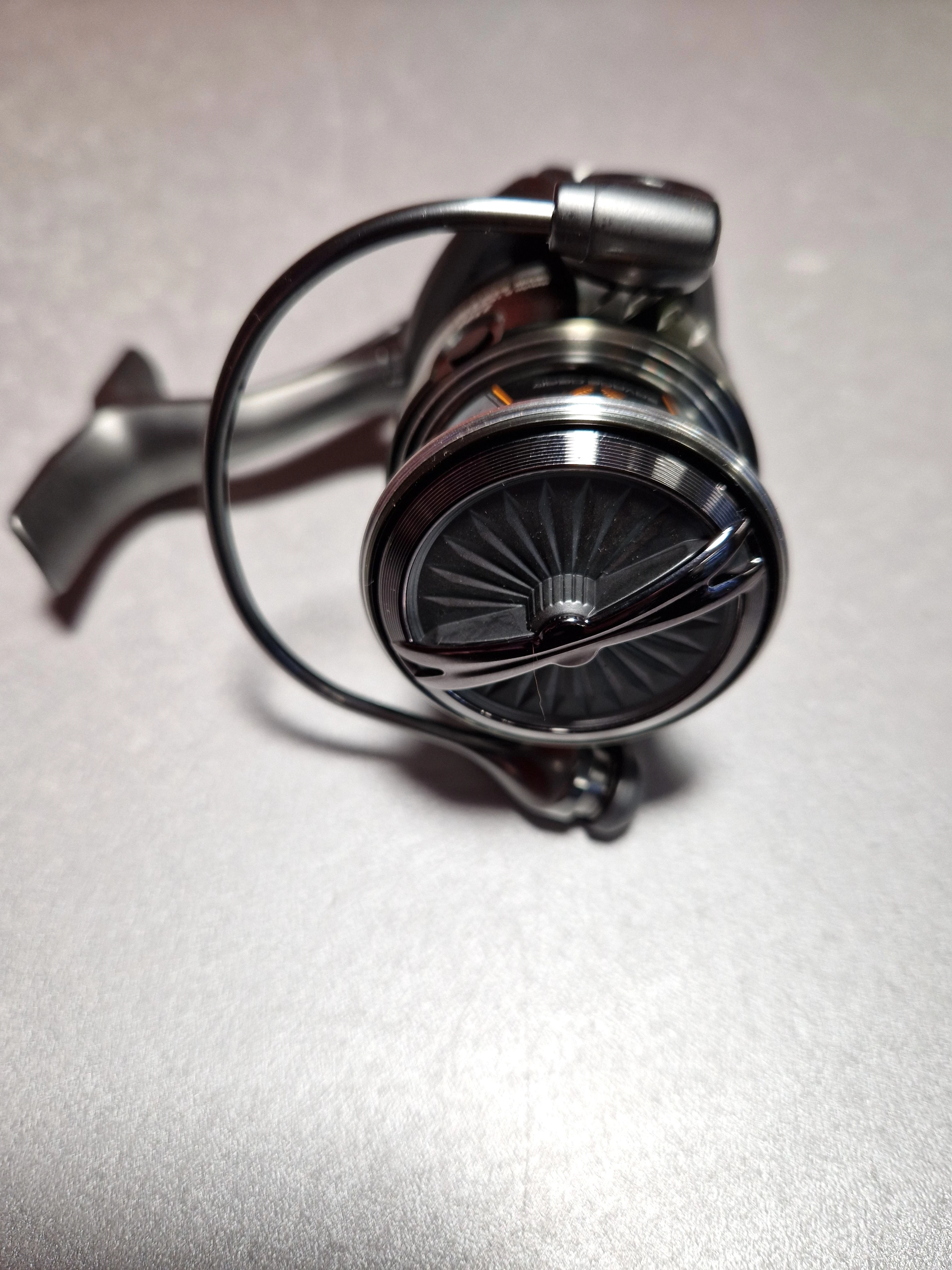 kolowrotek-savage-gear-fazor-2500-model-fazor