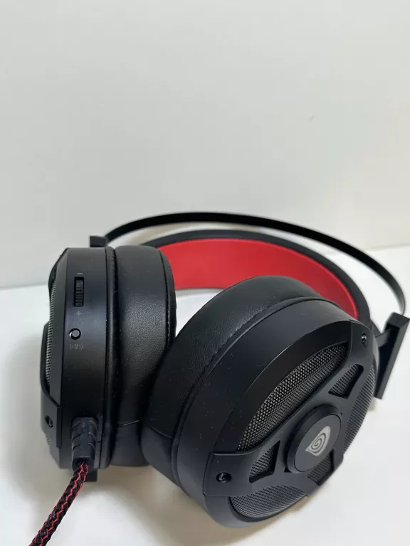 sluchawki-genesis-neon-360-kolor-dominujacy-129357-4