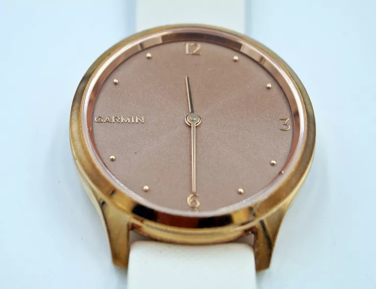 zegarek-sportowy-garmin-vivomove-luxe-rozowy-material-koperty-212886-258010
