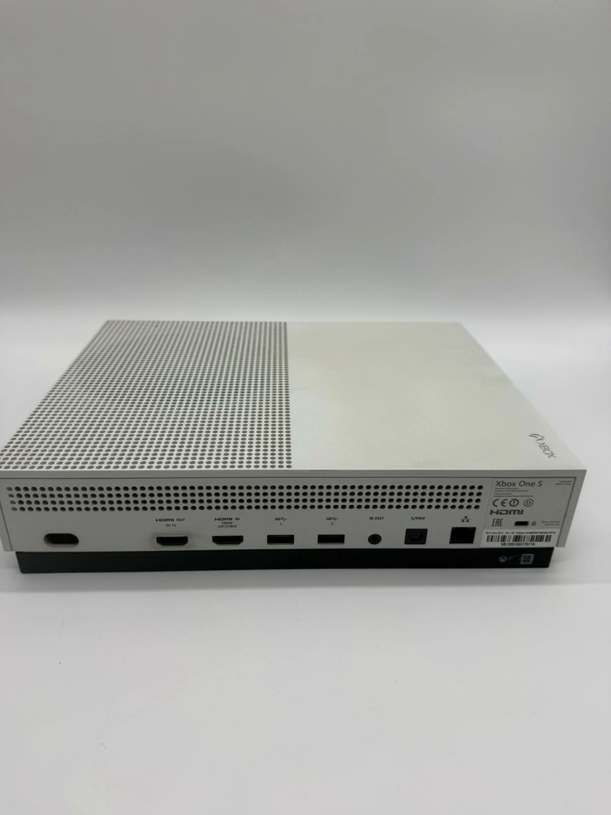 konsola-xbox-one-s-500-gb-pad-bdb-stan-wersja-konsoli-130591-2