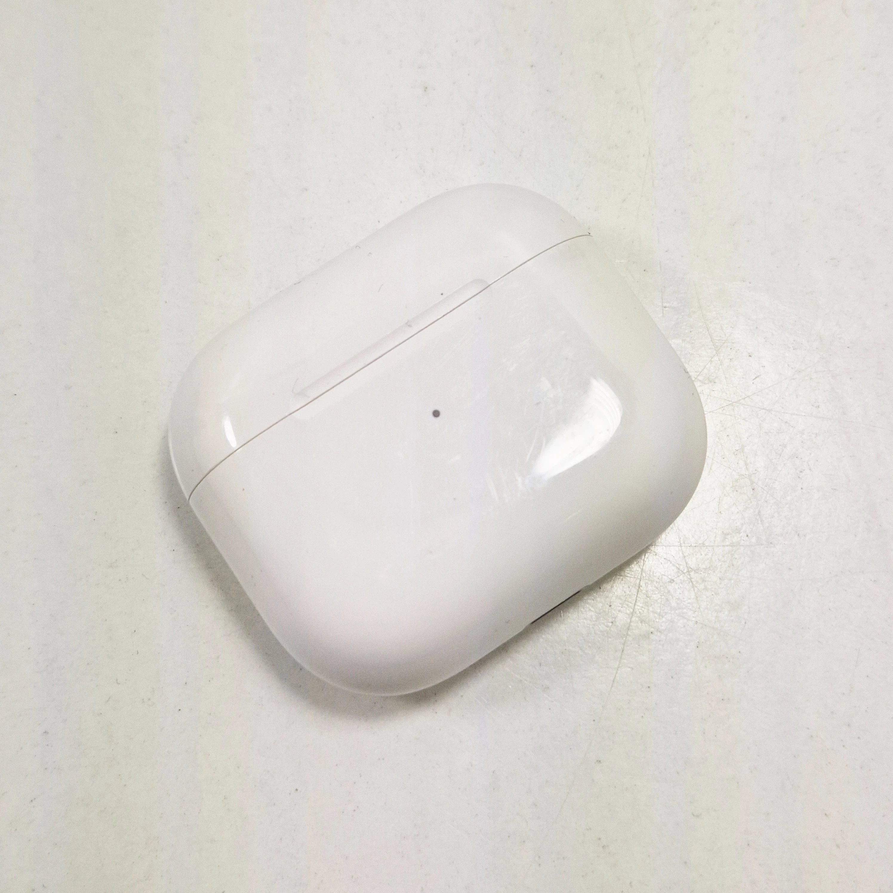 sluchawki-airpods-3-a2564-a2565-a2897-stan-11323-2