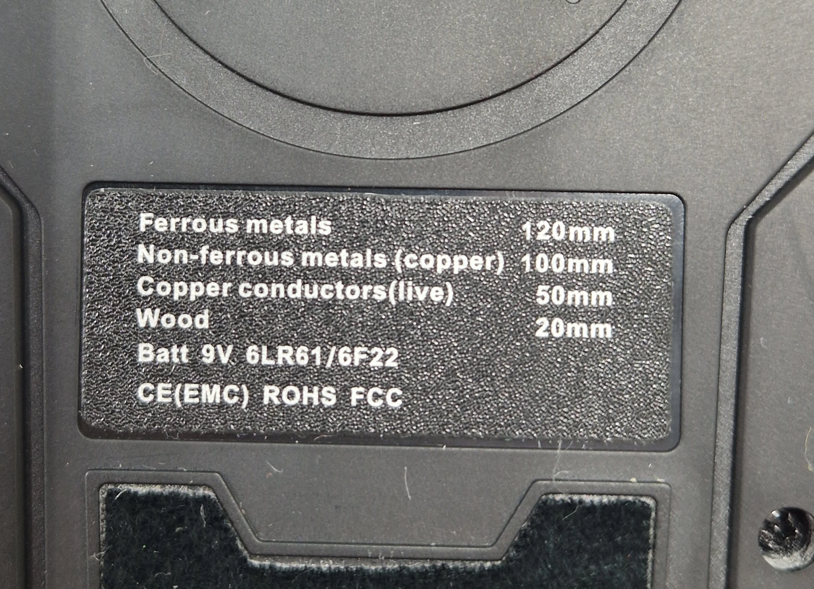 cyfrowy-detektor-przewodow-maka-mk08-marka-248811-1068463