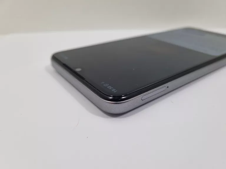 smartfon-zte-blade-a35e-264gb-652-60hz-szary-system-operacyjny-4388-1