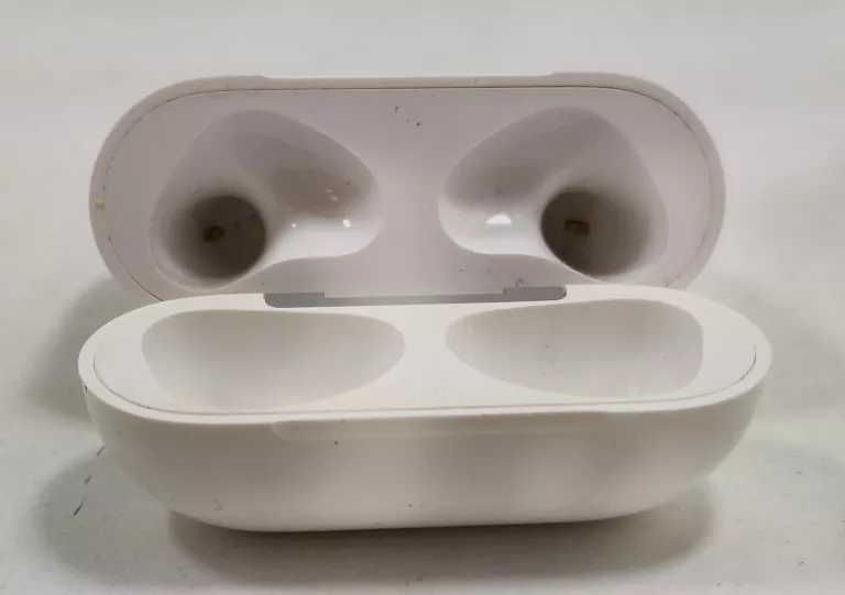 sluchawki-airpods-3-a2564-a2565-a2897-kolor-dominujacy-129357-2