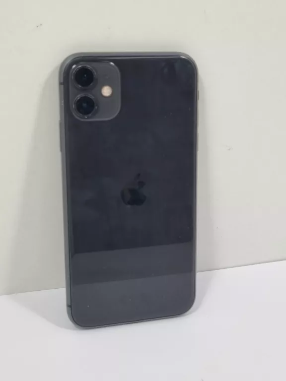TELEFON APPLE IPHONE 11 4 GB / 64 GB 4G (LTE) CZARNY 87% + ETUI
